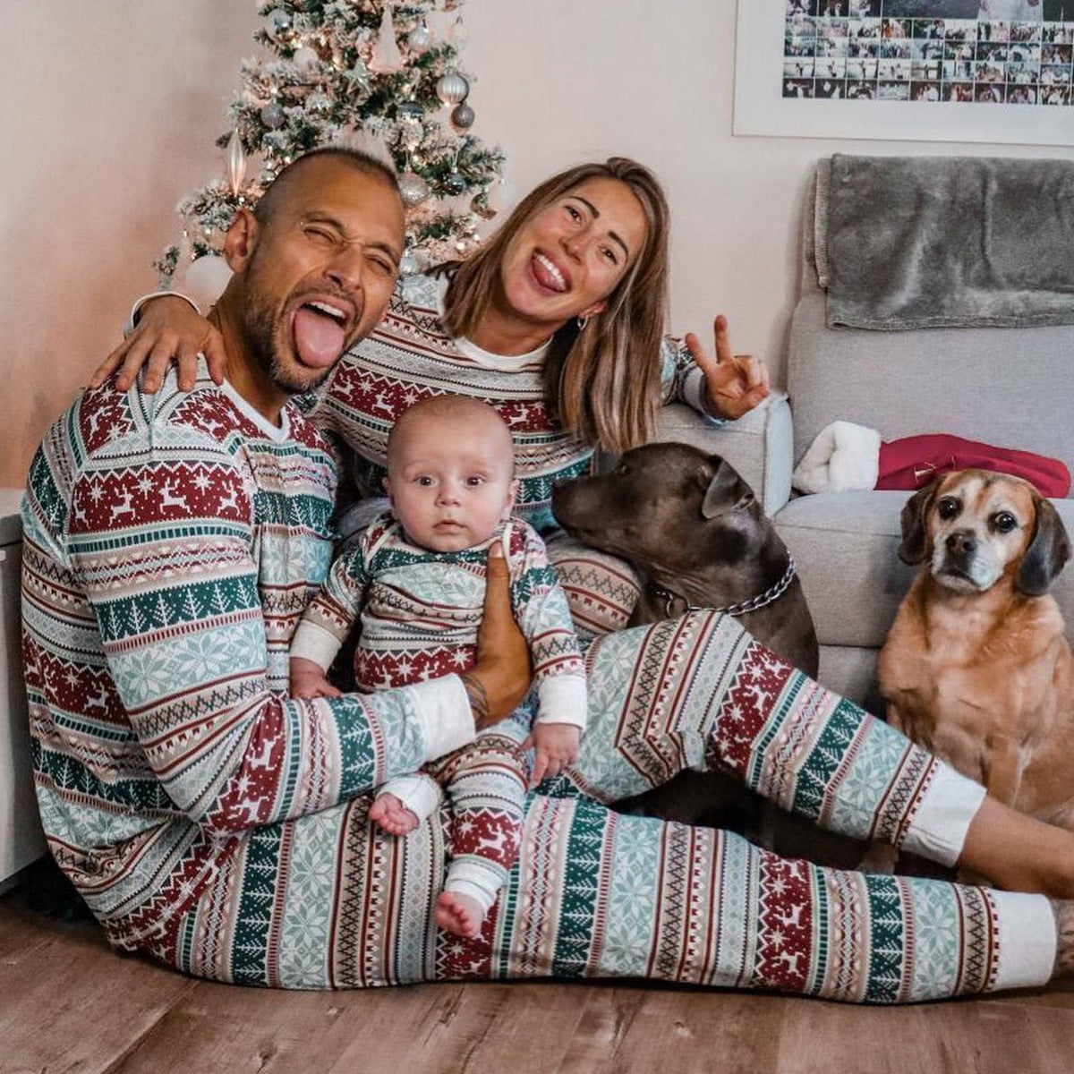 Family Christmas Matching Pajamas Set Xmas Adult Kids Mother And Daughter Father Son Sleepwear Baby Family Look Outfits