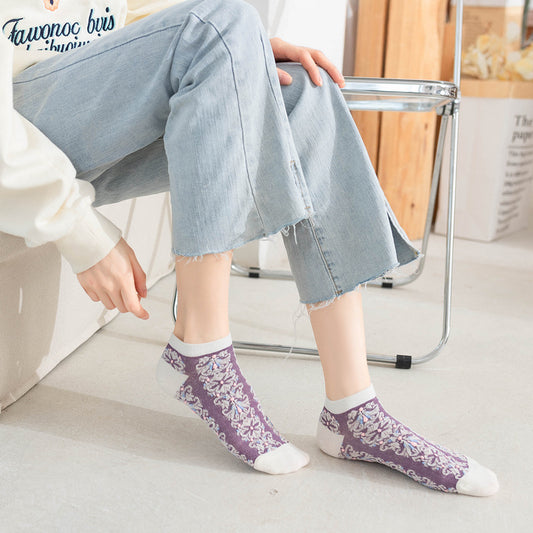 Women's Retro Ins Ultra-thin Card Silk Jacquard Mesh Boat Socks