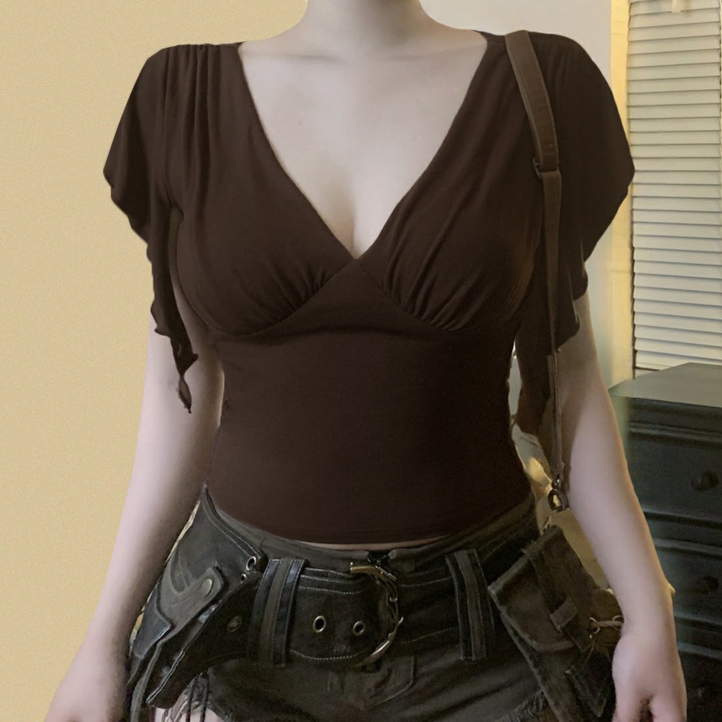 Womens Retro V-Neck Solid-Color Slimming Top