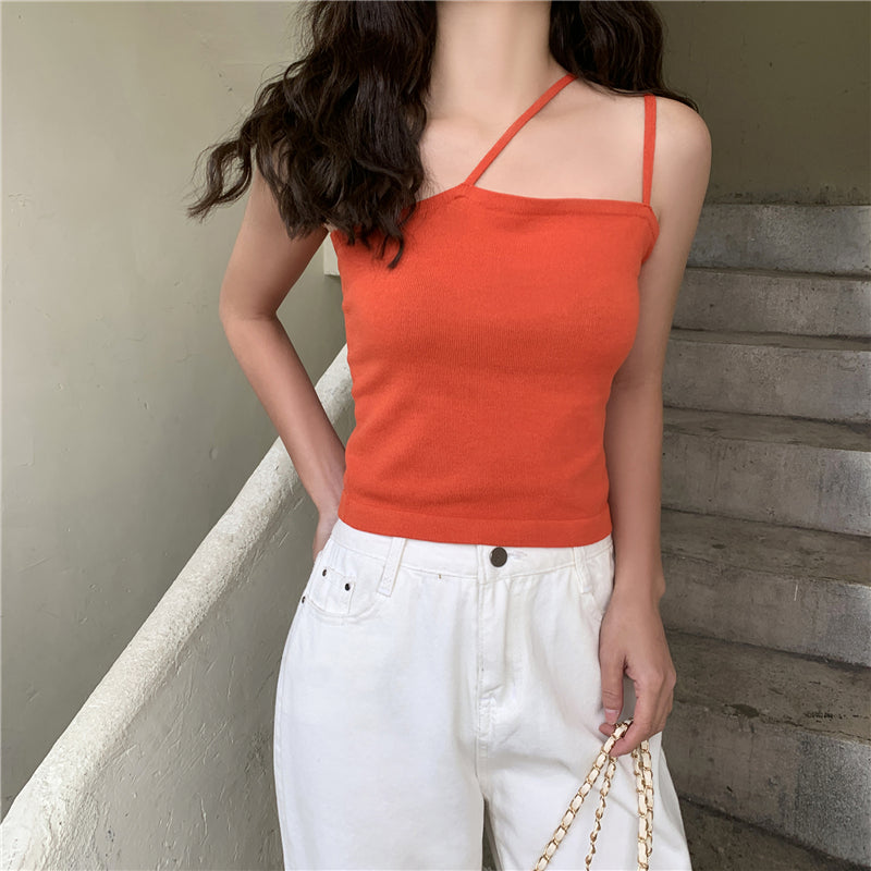 French Women's Short Top With Diagonal Shoulder Suspenders