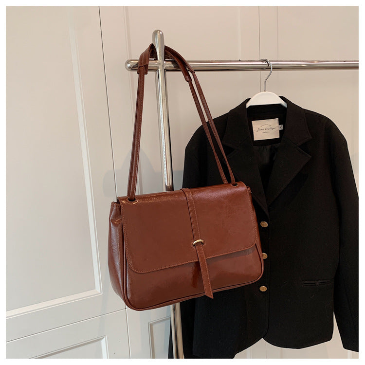 Women's New Retro Fashion Clamshell Shoulder Messenger Bag Casual Simplicity