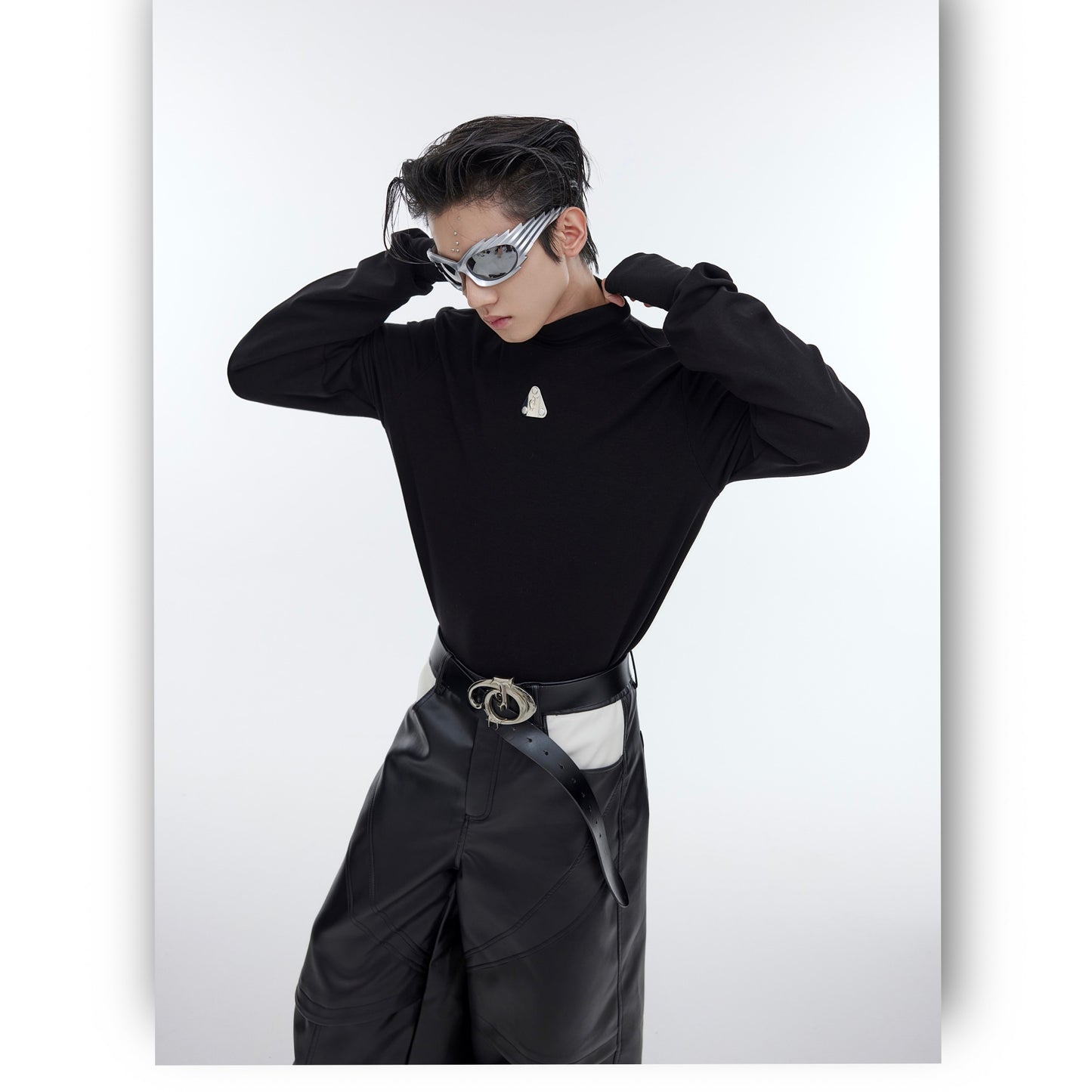 Solid Color Slim Fit Long Sleeved Inner Layer
