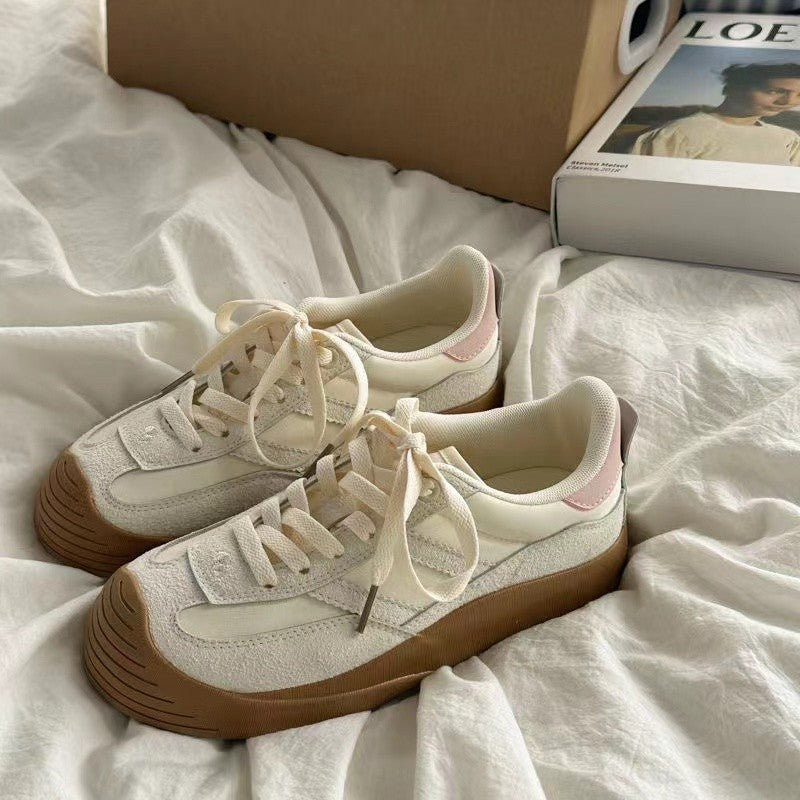 Women's Versatile Vintage Niche Breathable White Sneakers