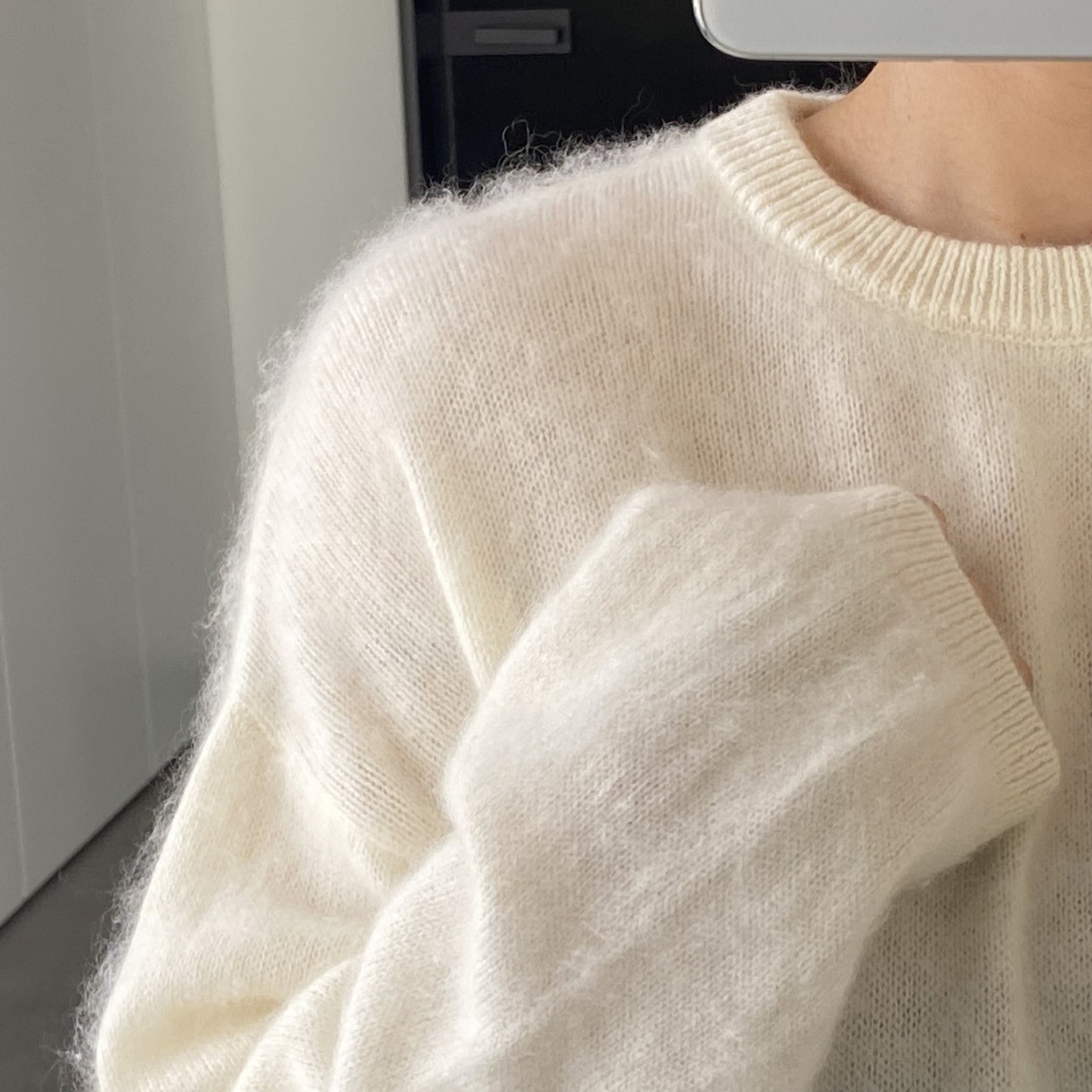Women's Round Neck Wool Brushed Sweater