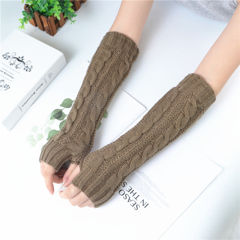 Women Knitting Warm And Simple Arm Cover