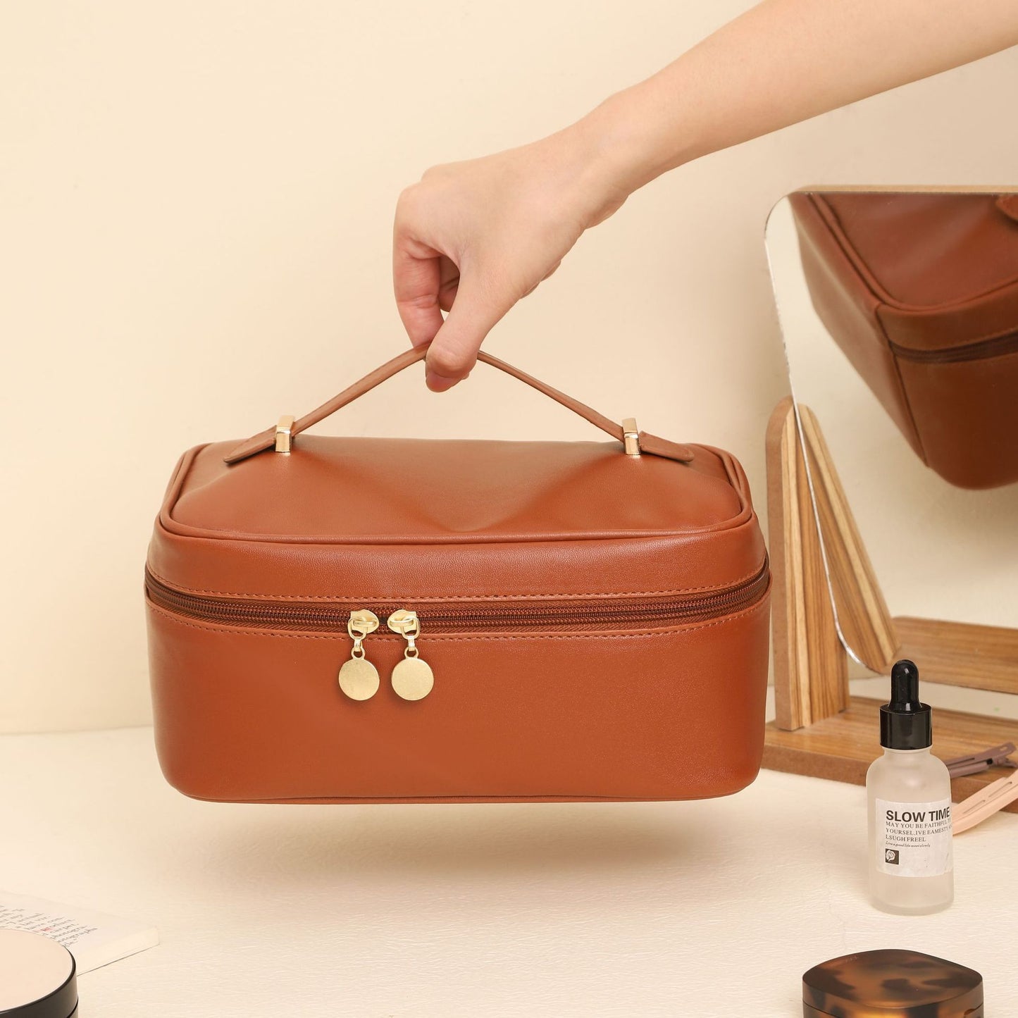 Large Capacity PU Waterproof Student Portable Portable Toiletry Bag