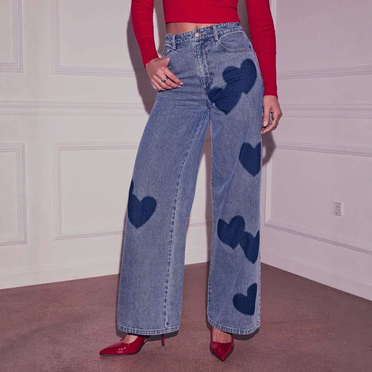 Retro Washed Relaxed Fit Wide Leg Denim Jeans With A Heart Print Design