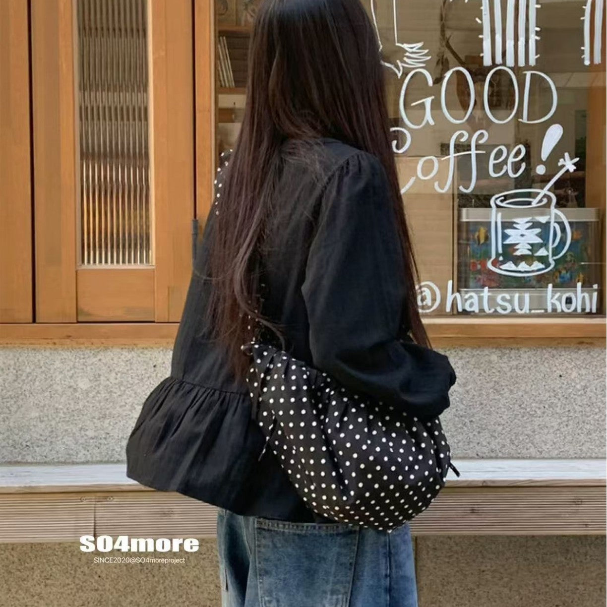 Retro Polka-Dot koreansk Instagram-stil niche sød snørelukning plisseret skuldertaske