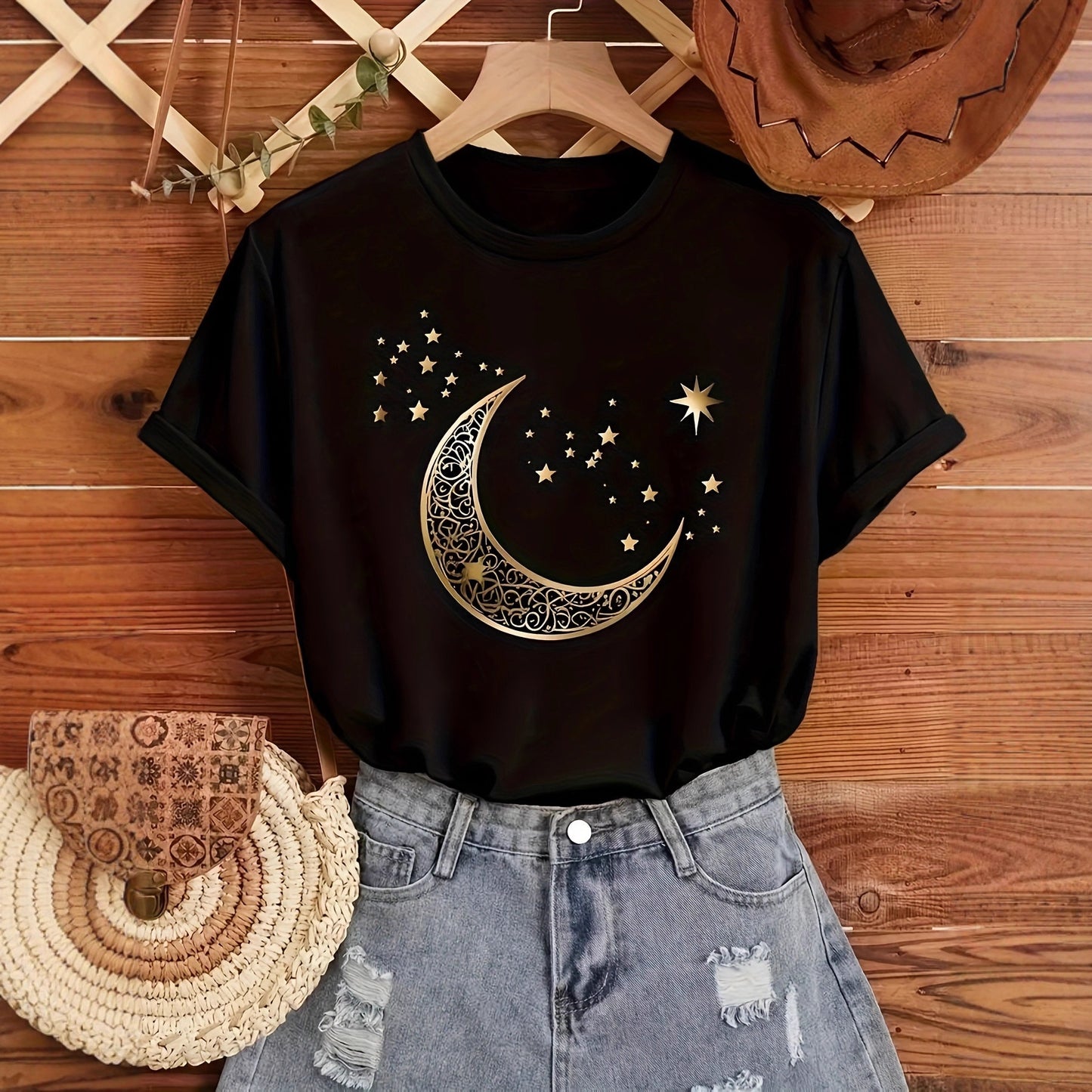 Fashionable Womens Short-sleeve Top With A Moon Print