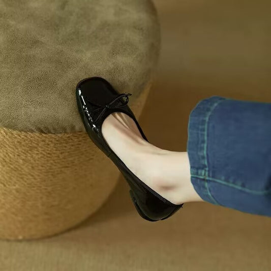 French Style Vintage Bow Patent Leather Flat Shoes
