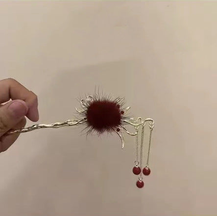 White Autumn And Winter Feather Pearl Tassel Hairpin