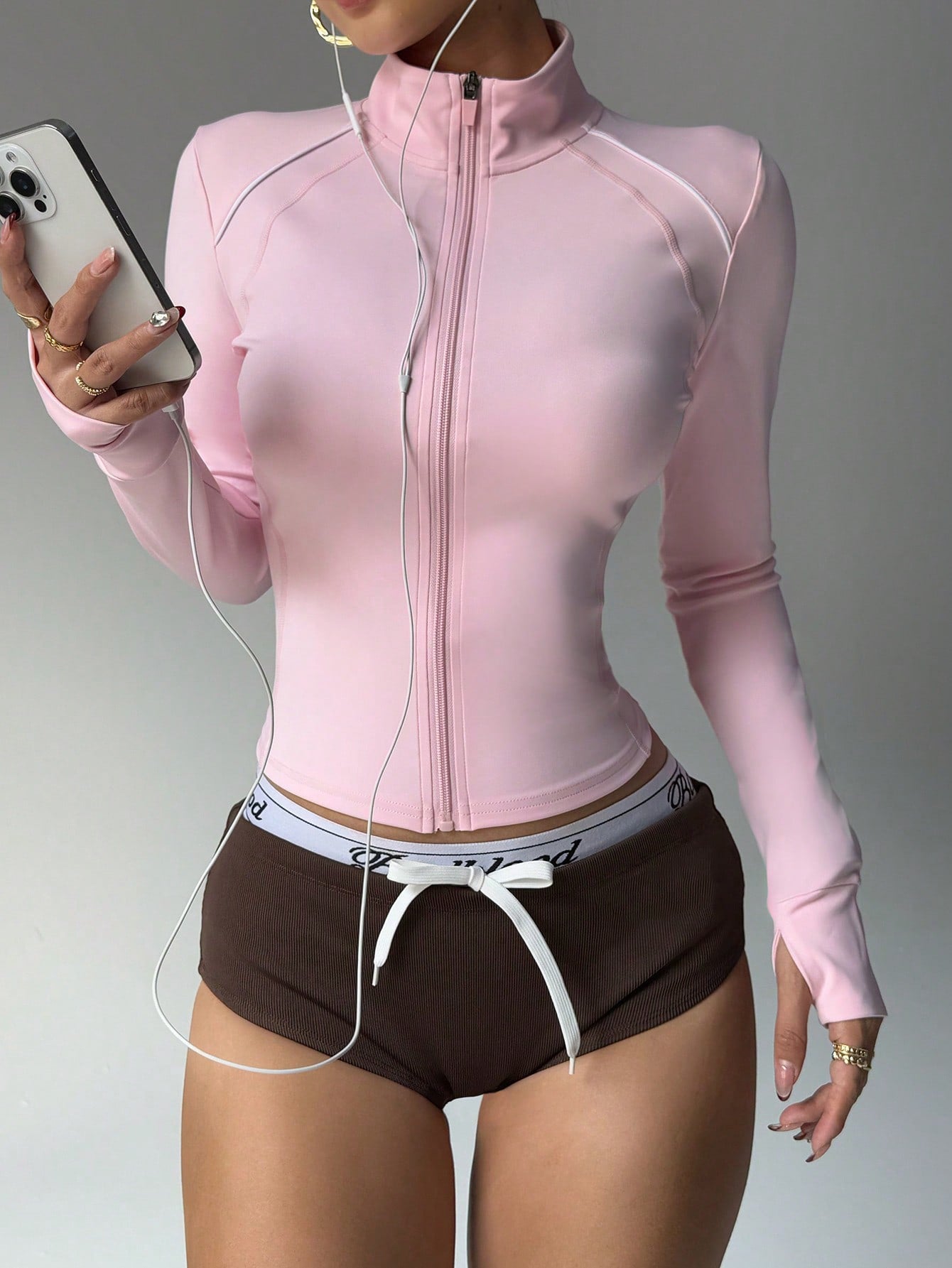 Short Contrast Color Sports Yoga Jacket Fitness Zip Long Sleeve Coat