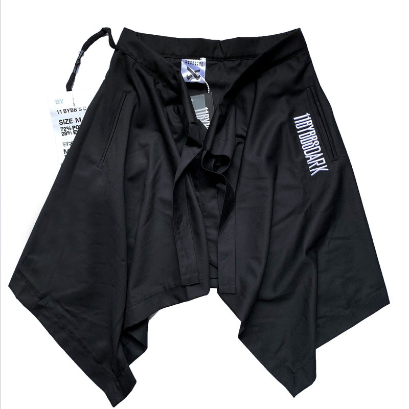 Hem irregular skirt
