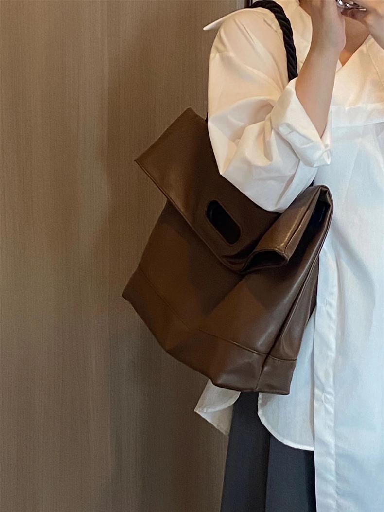Autumn And Winter Minimalist Style Large Tote Bag Personality Glossy Niche