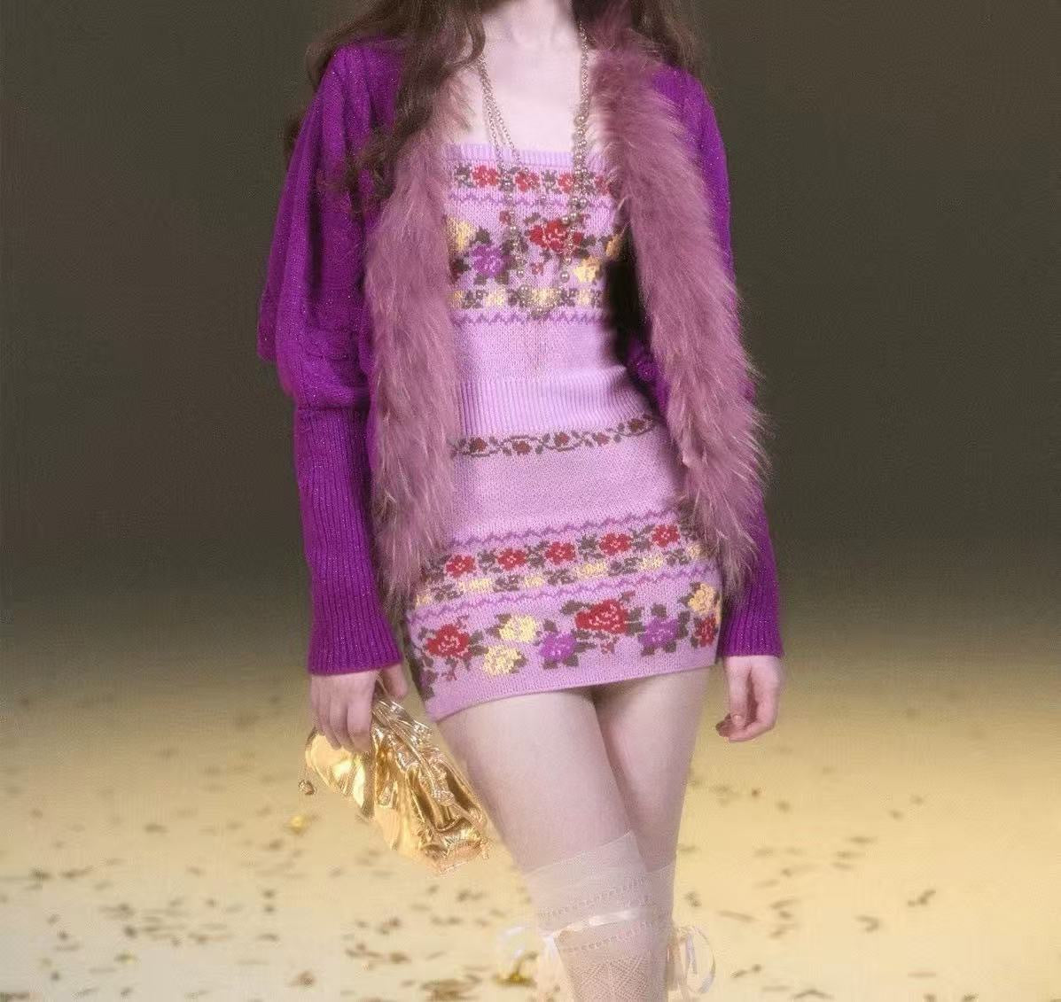 Contrast-color Rose Fair Isle Knit Cardigan Figure-hugging Floral Tube Dress