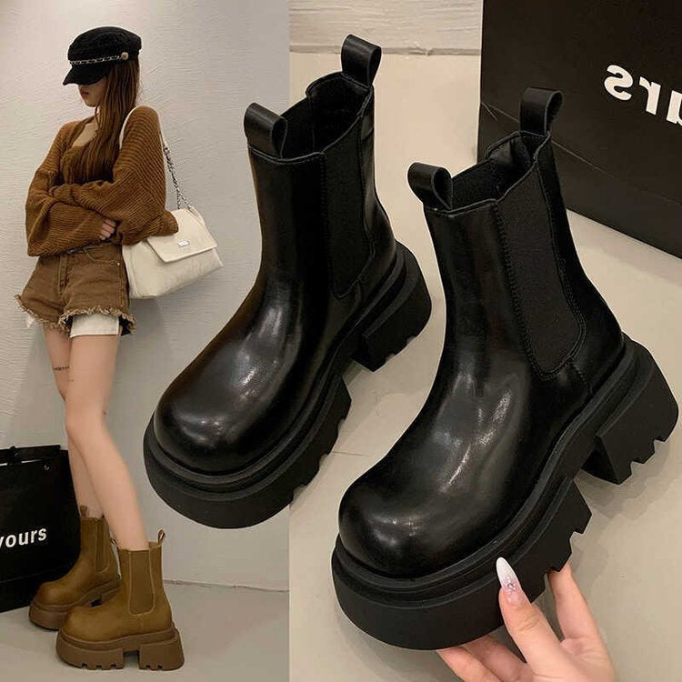 Invisible Heightening Retro Western-style Boots