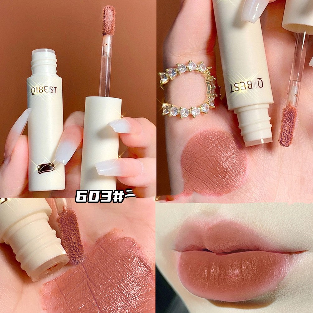 Lipgloss med en mat overflade, der ikke er let at falme