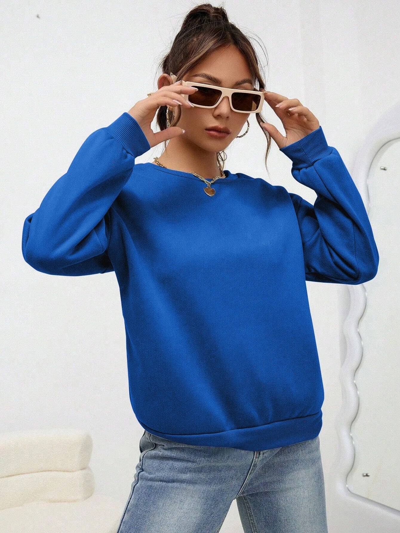 Solid Color Womens Sweatshirt Casual Comfortable And Loose Fitting Sporty Top