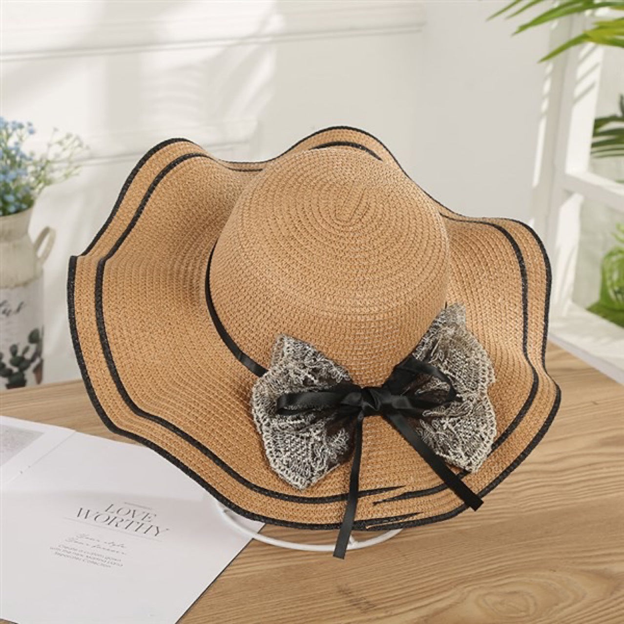Women's Fashion Simple Wavy Sun Hat