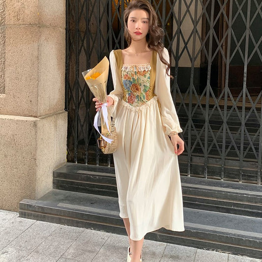 French Square Neck Dress With A Touch Of Apricot Color