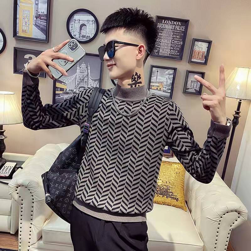 Contrast-color Fashionable Knitwear Crew-neck Sweater For Men