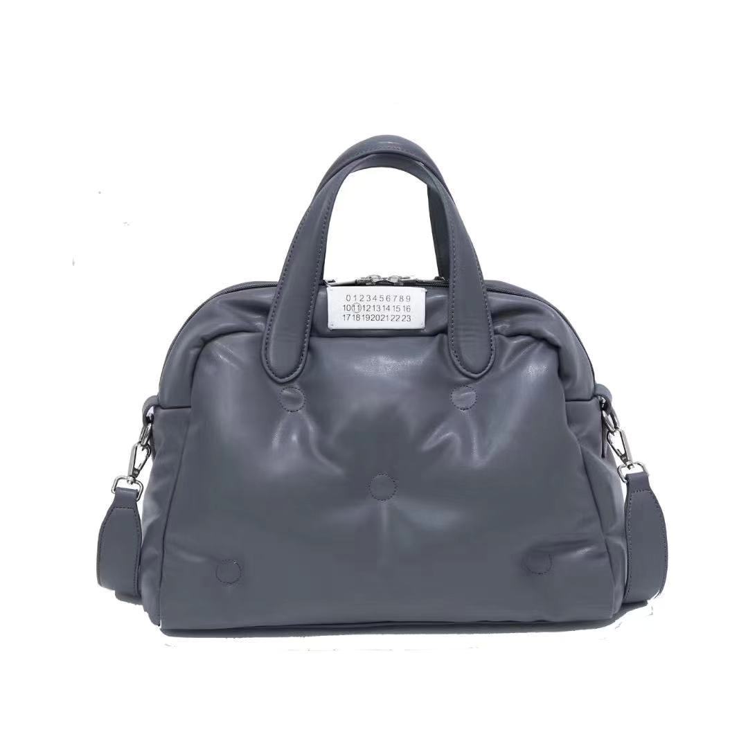 Guangzhou Women's Bag New Trendy Fashion Large-capacity