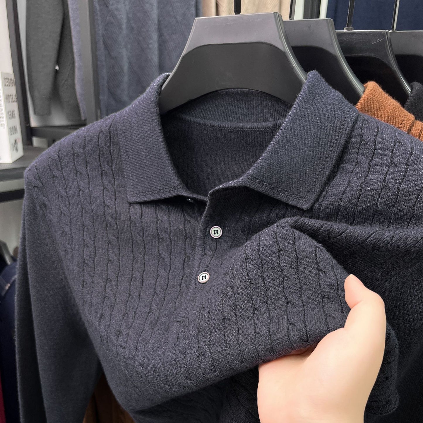 Loose-Fitting Solid-Color Casual V-Neck Knit Sweater For Middle-Aged Men