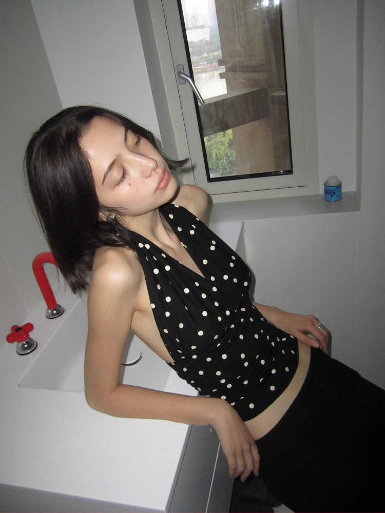 V-neck Sleeveless Polka Dot Brace Vest Women's Slim-fit Halter Top
