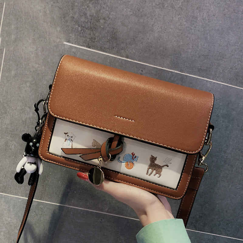 Women's Fashion Messenger Bag Embroidery One Shoulder
