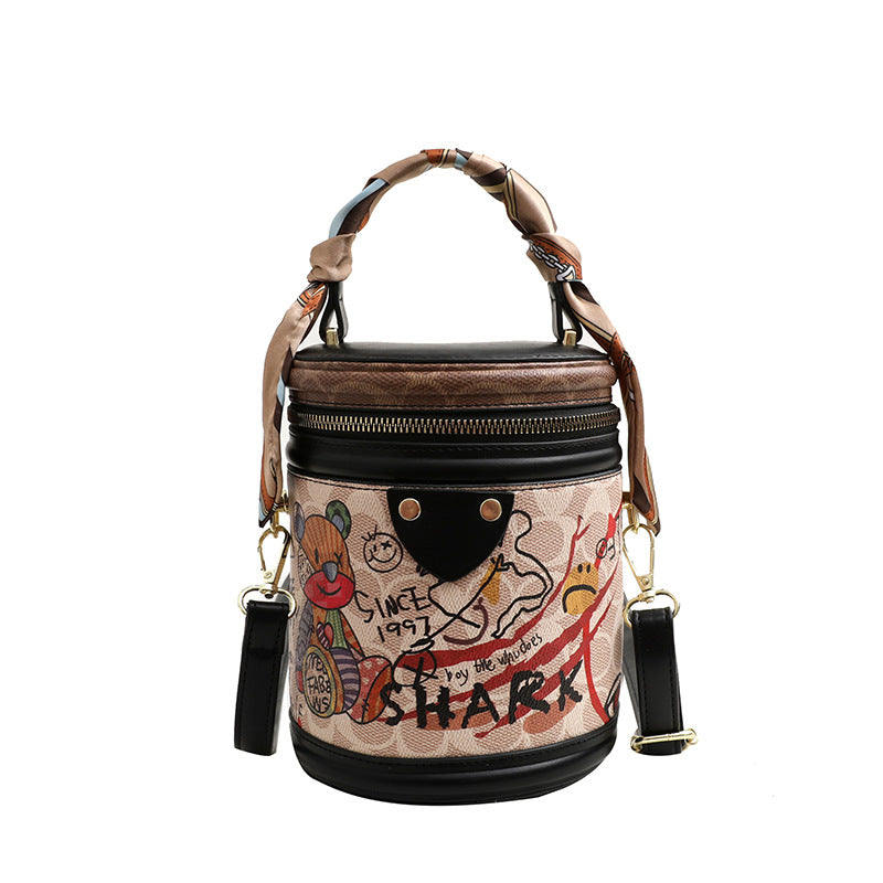 Ladies Textured Handbag Print Bear Fashion