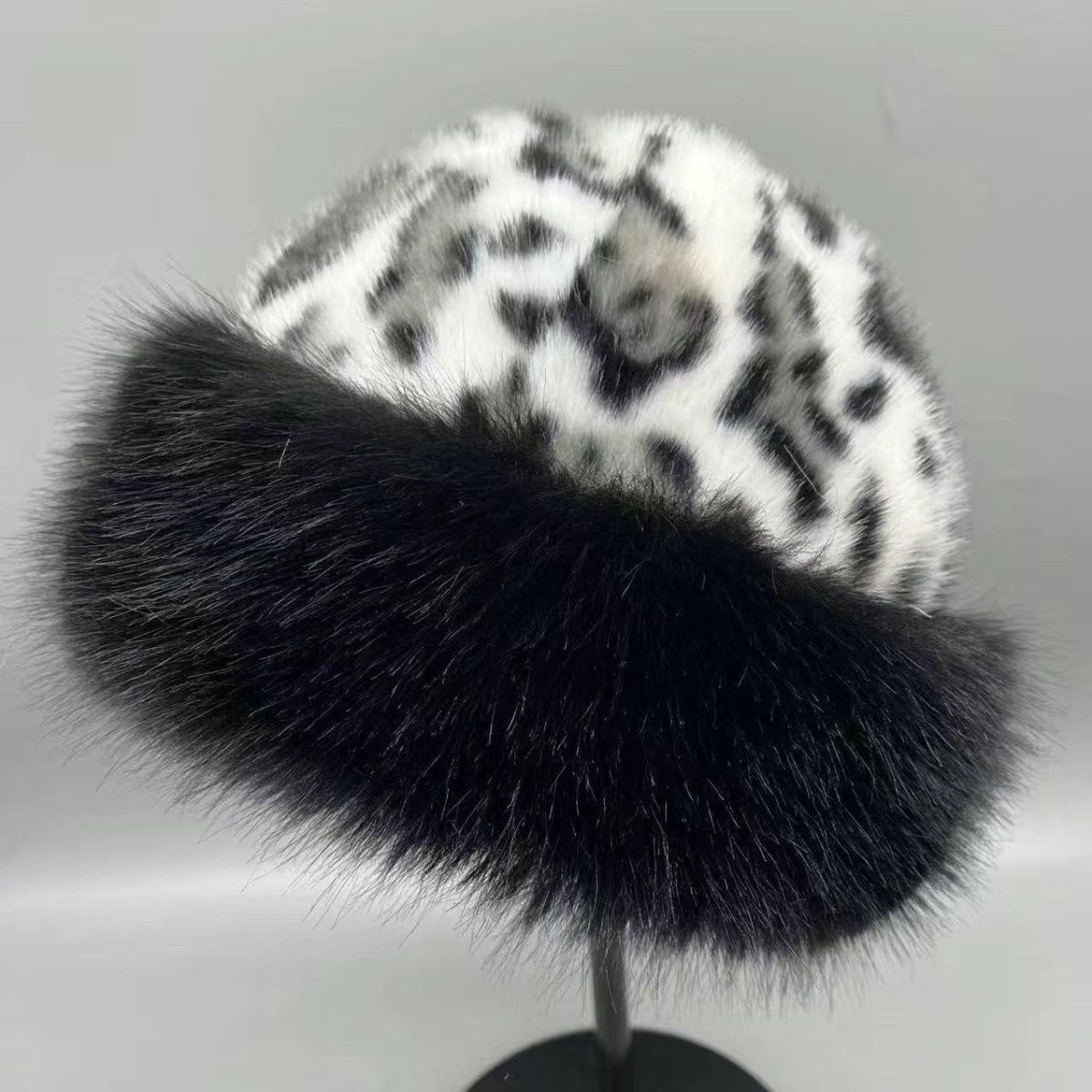 Leopard Print Mongolian Winter Fluffy Hat For Cold Weather