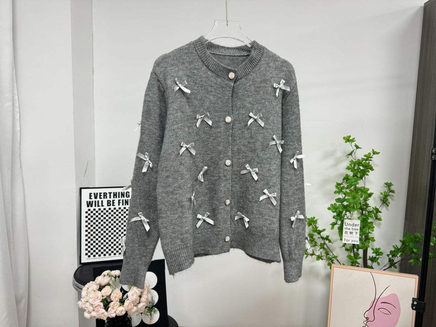 Gentle Chic Three-dimensional Bow Knitted Round Neck Cardigan Sweater