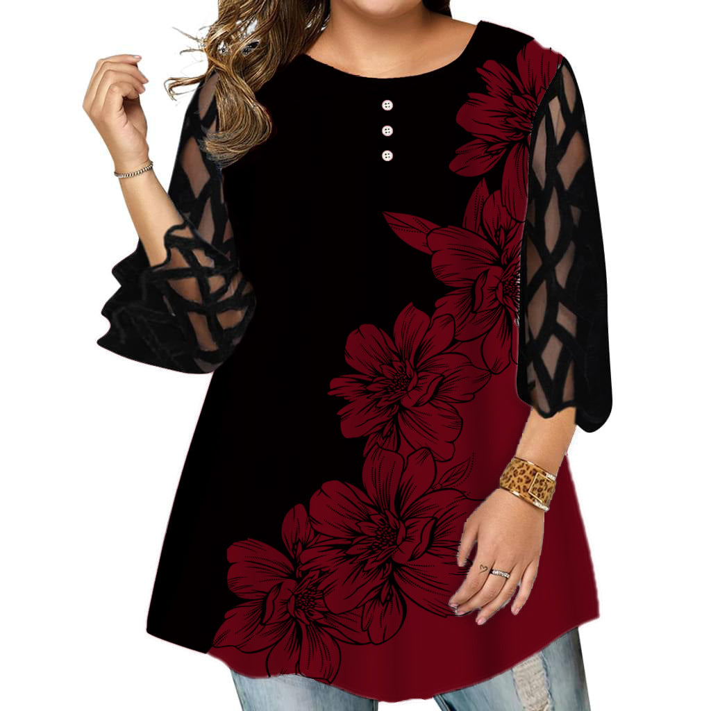 Kvinders nye blondeærmede, løse T-shirt med blomstermønster