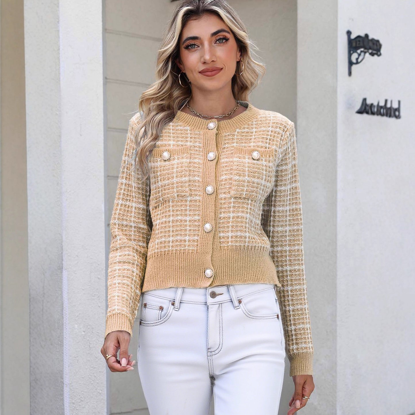 Female Classic Style Temperament Coat Pearl Buckle Fashion Sweater Female