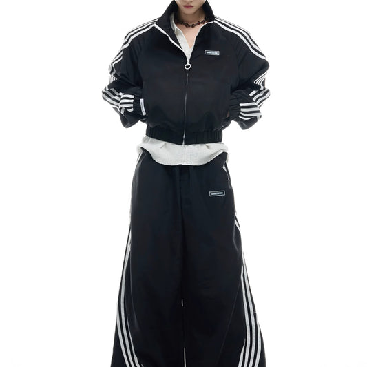 Loose Sports And Leisure Suit