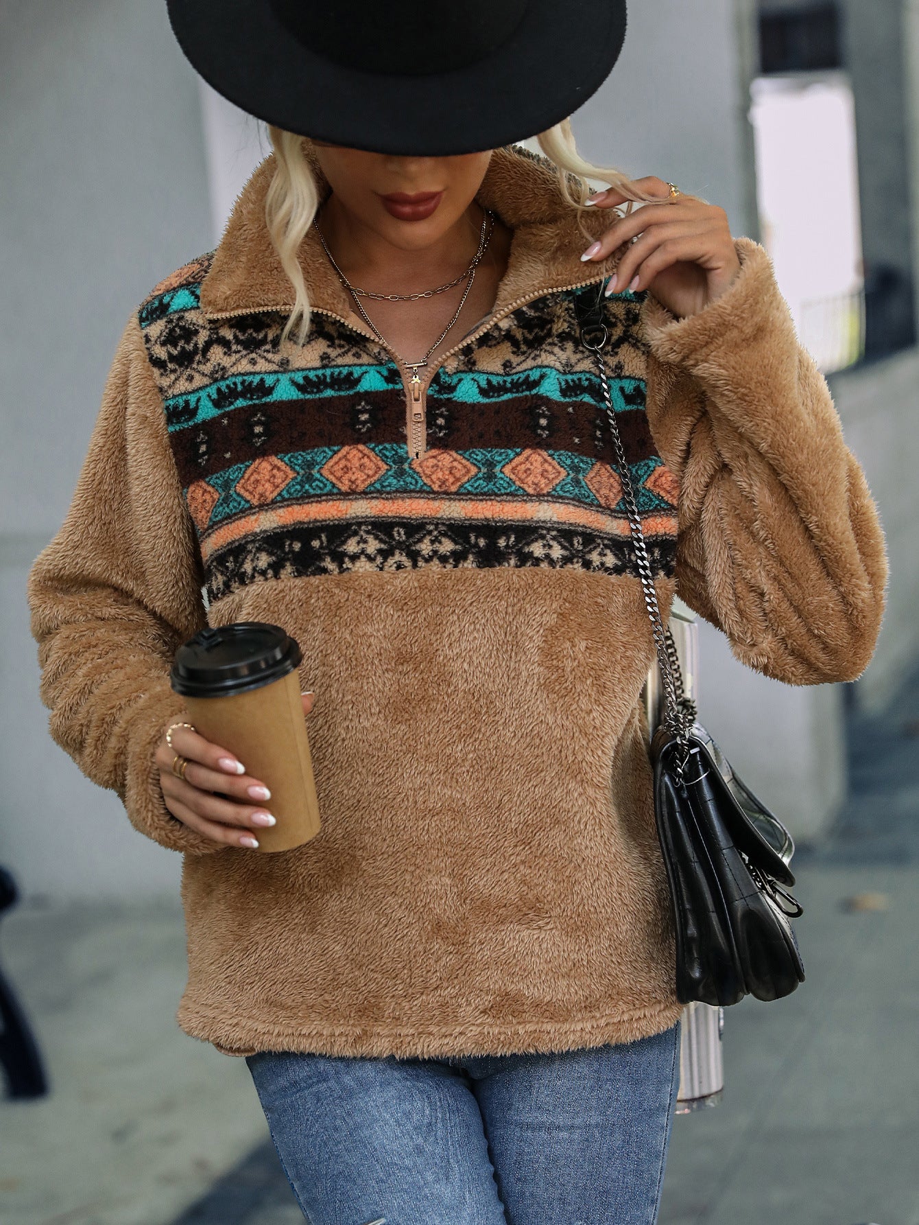 Ladies Loose Pullover Geometric Print Round Neck Plush Sweatshirt