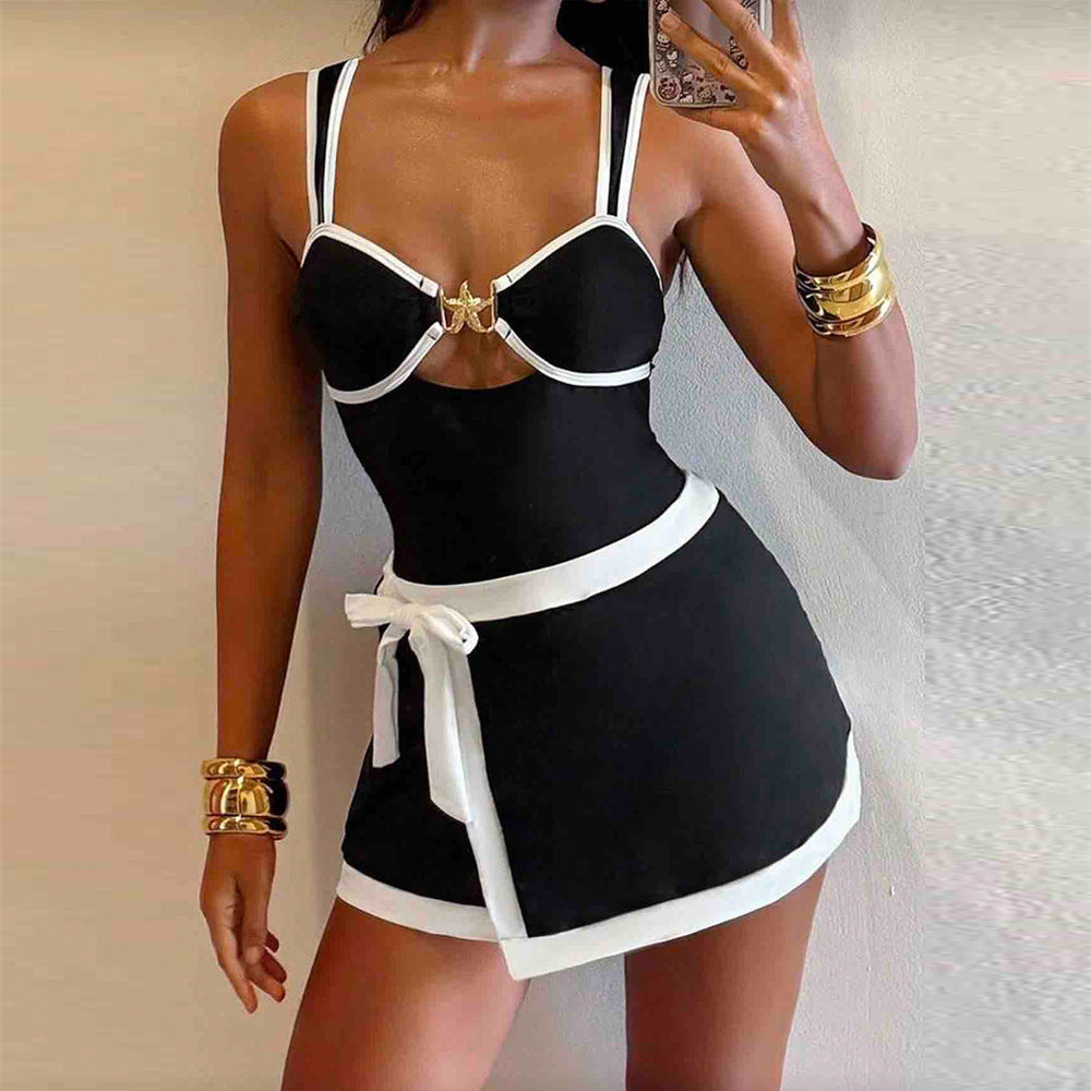 Personalized Design For A Slimming Figure-hugging One-piece Swimsuit