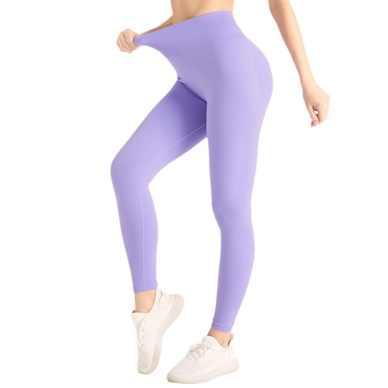 Sømløse Sports Leggings med V-talje og Ferskenhofteeffekt til Udendørsbrug