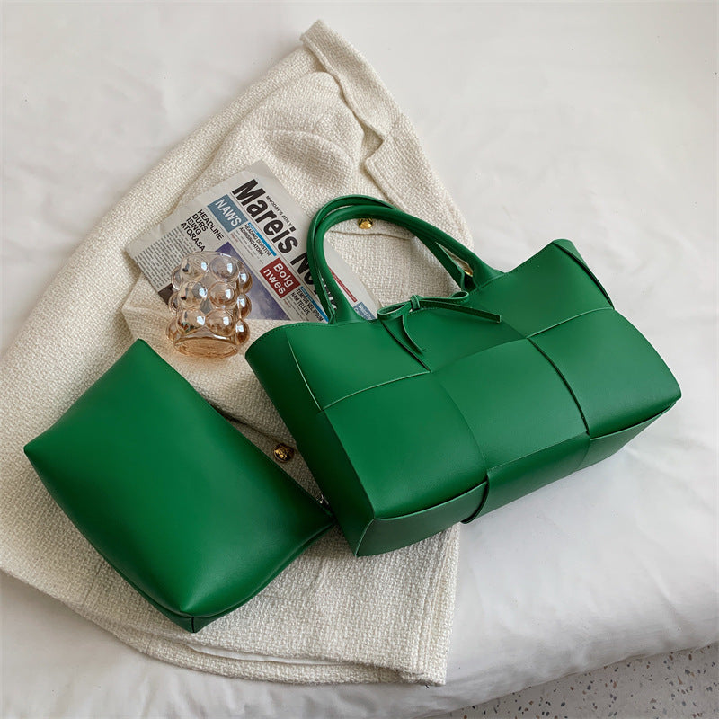 Design Large Capacity Shoulder Bag Women's Fashion Weaving