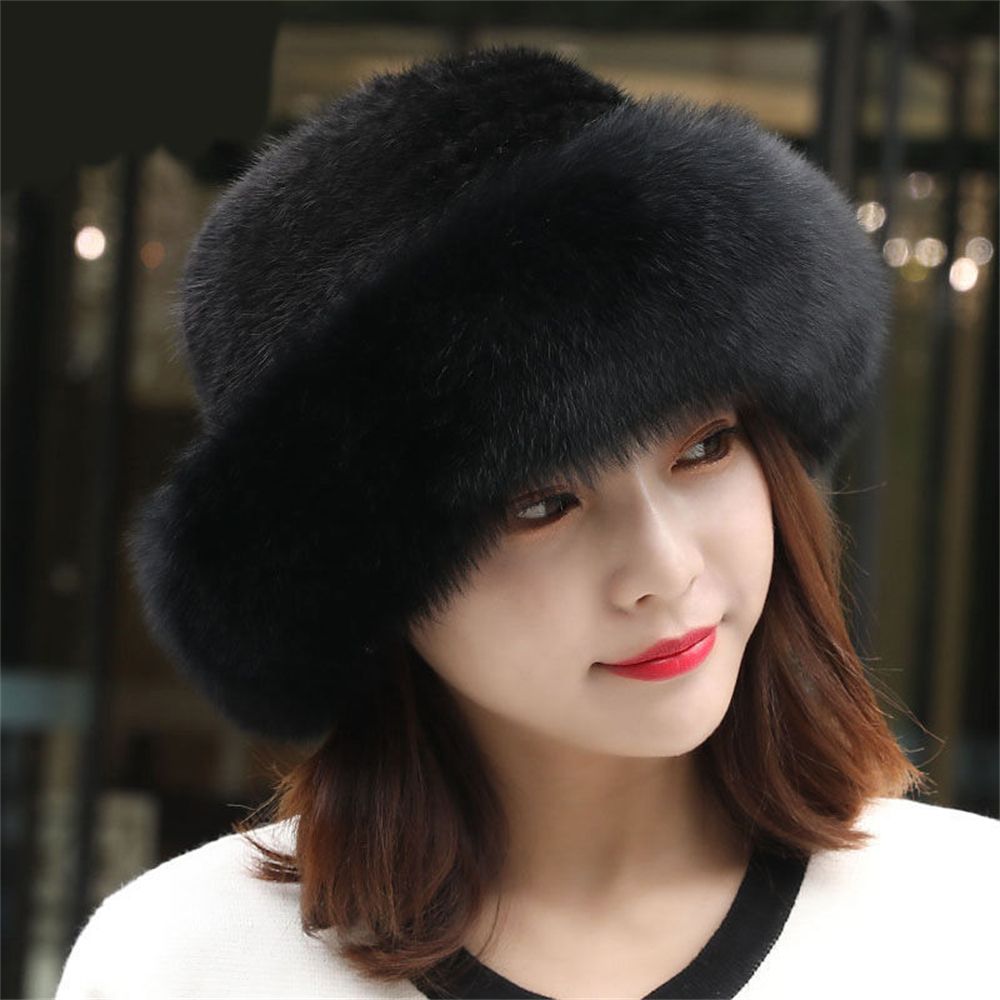 The New Style Of A Hundred With The Fashionable Ears To Keep Warm