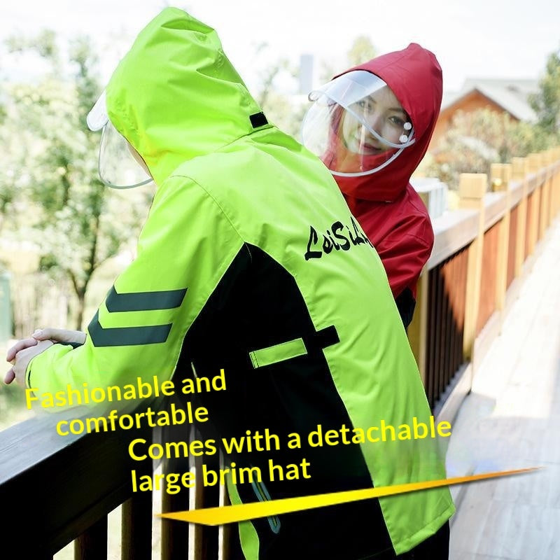 Split-Style Hiking Raincoat Fashionable For Outdoor Use