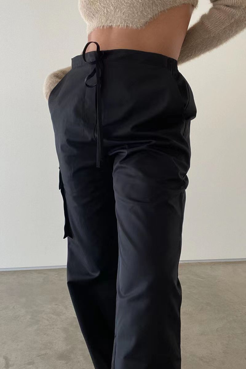 Mid-waist Three-dimensional Pocket Trousers