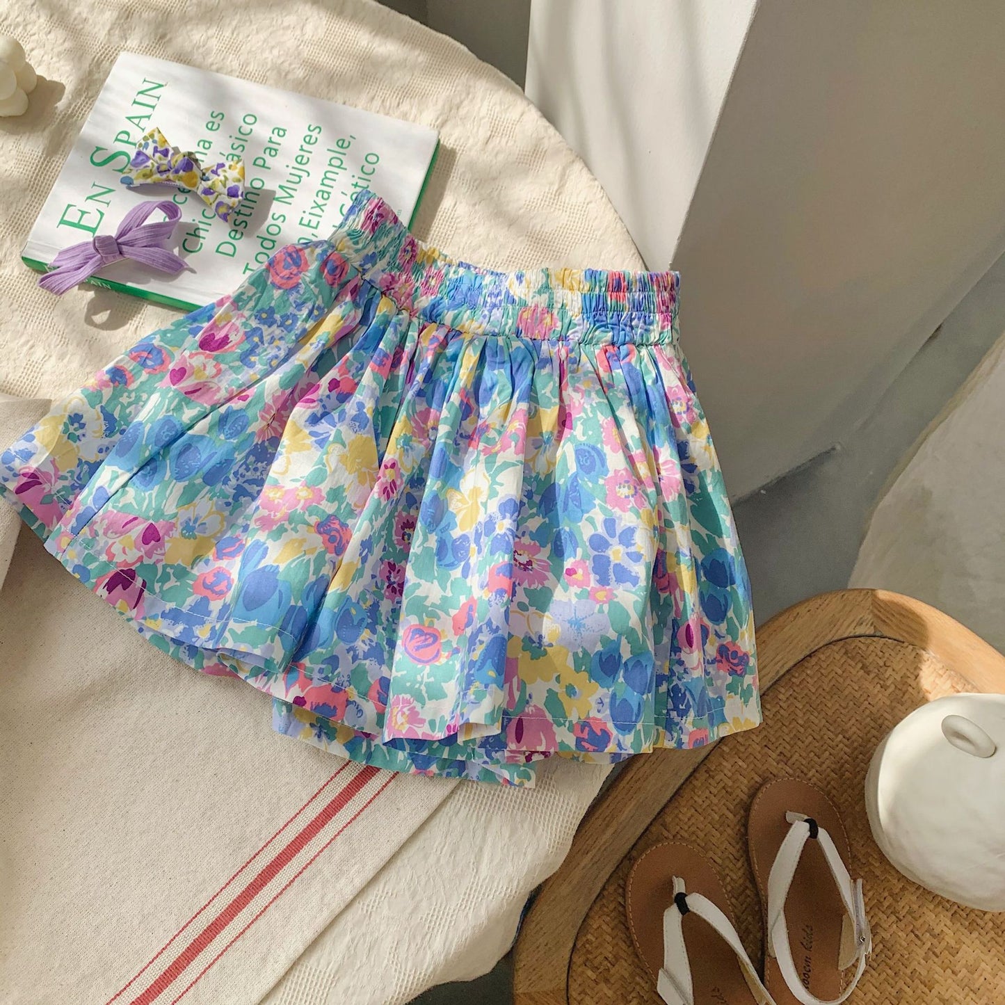 Børneblomstershorts knopskørtbukser moderigtige