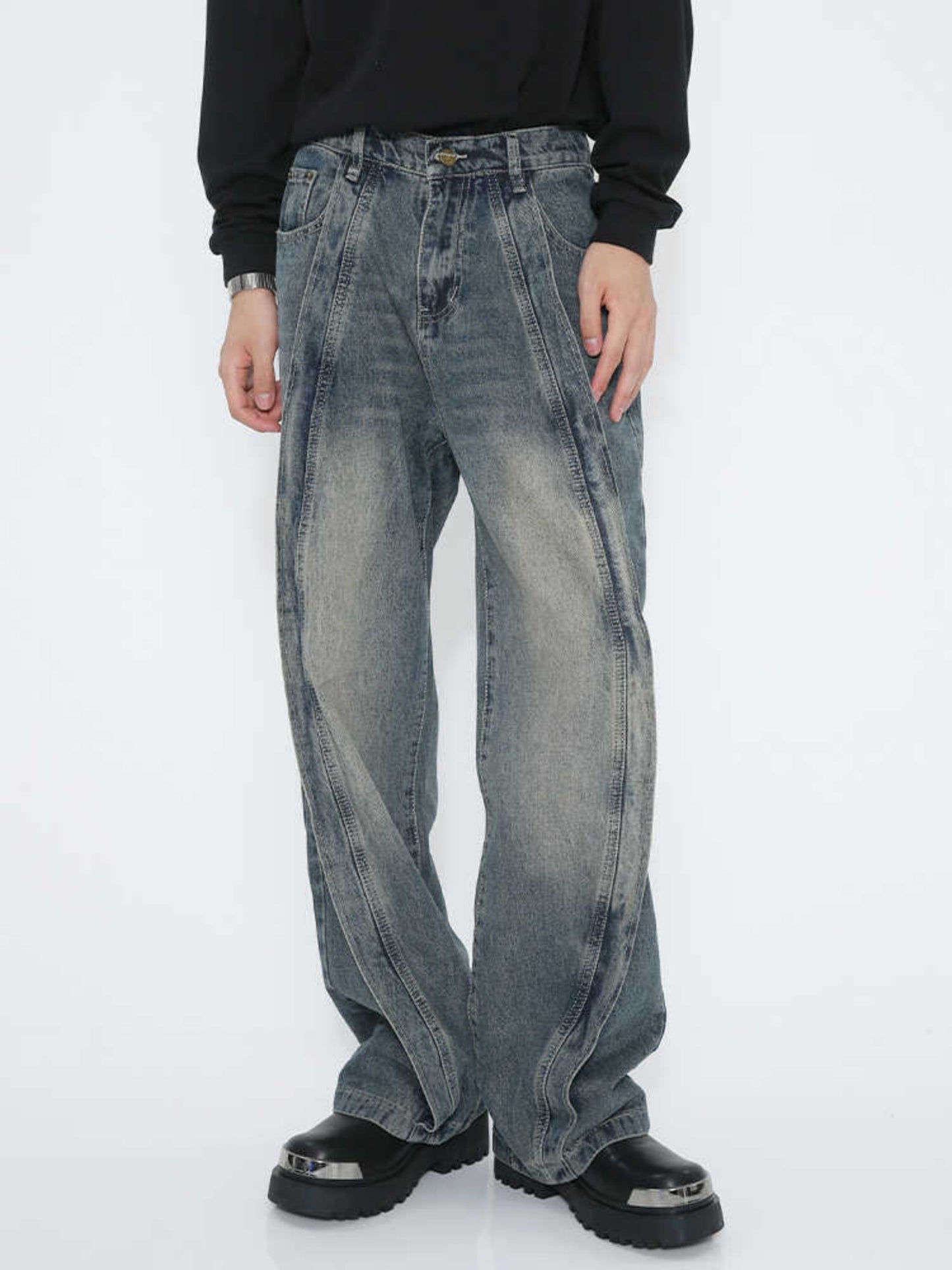 Design Inspired Loose Straight Leg Mid Waist Jeans