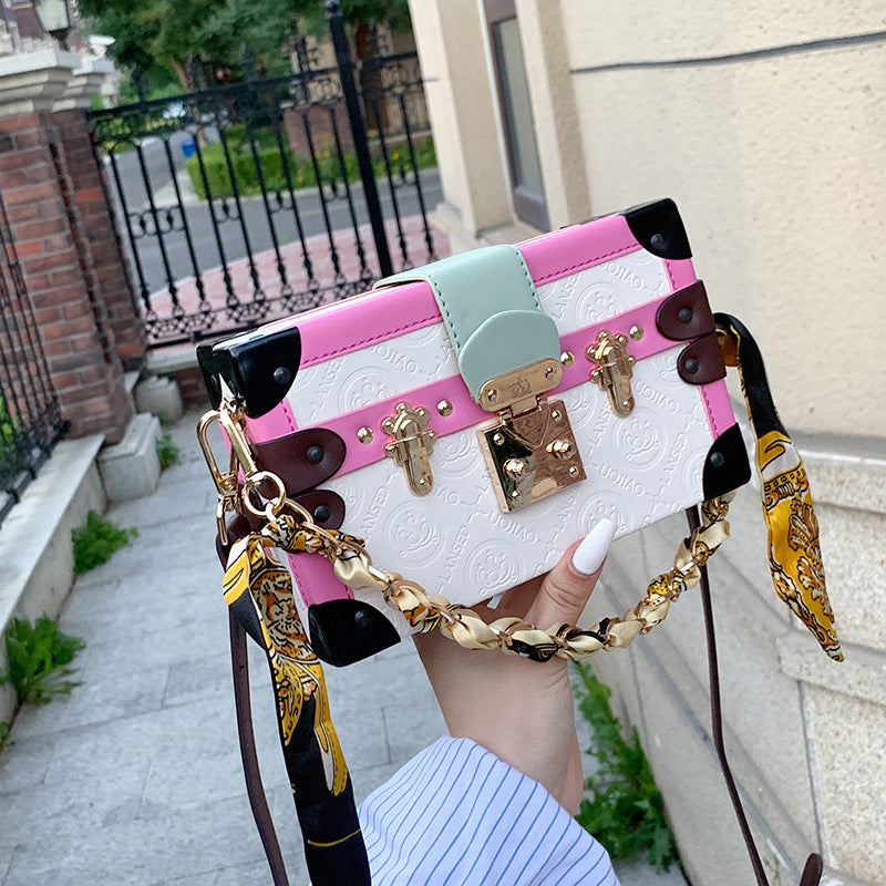 New Style One Shoulder Cross Body Female Foreign Style Graffiti Printed Box Bag