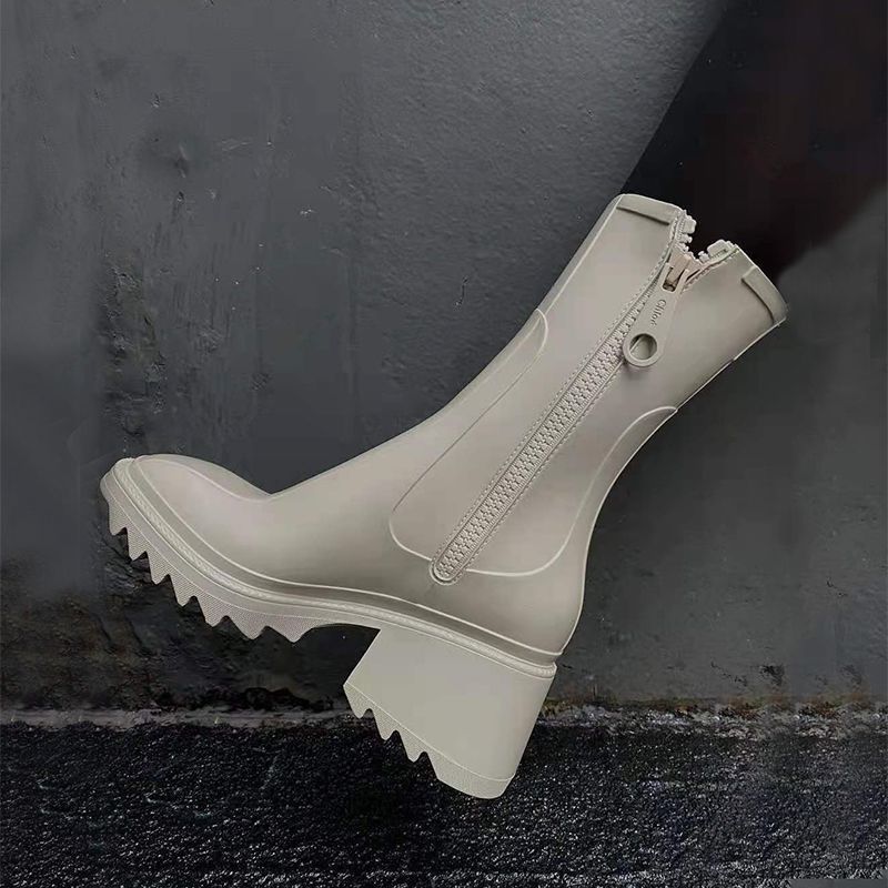 Summer And Autumn New Square Head Thick Heel
