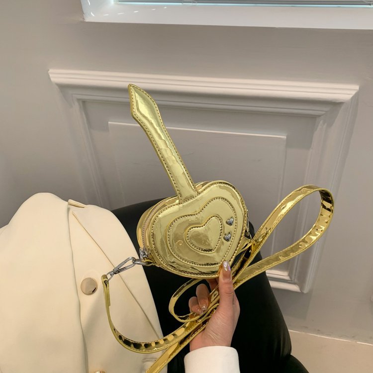 Women's Fashion Creative Heart Crossbody Bag