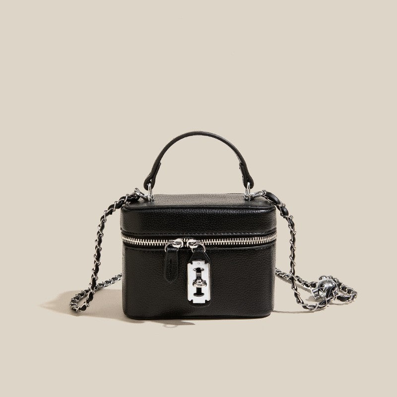 High Sense Chain Box Square Pouch Women