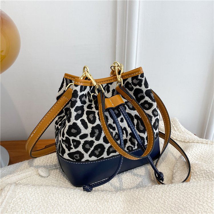 Leopard Handheld Bucket Bag With Drawstring Buckle