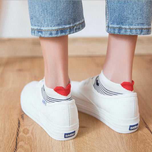 Invisible Three Dimensional Trend Student Boat Socks